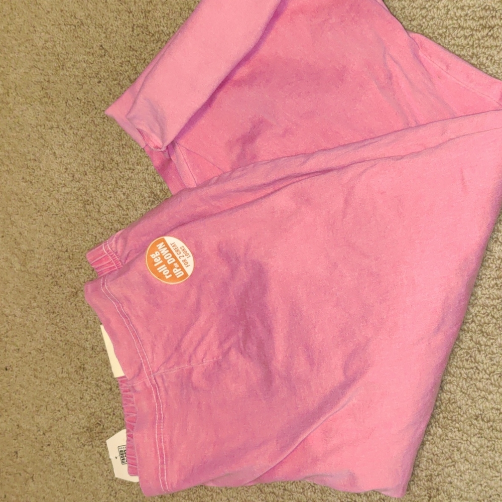 New With Tags Ladies Pink Stretch Capri Jeans